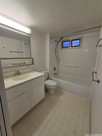 $2,395 | 1450 Young Street, Unit 507, Honolulu, HI 96814