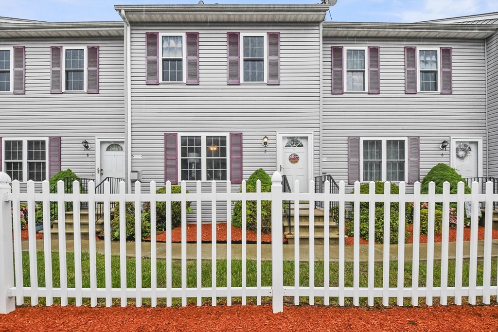 5239 North Main Street, Unit 7 Fall River, MA 02720 - Photo 1 of 28 Gallery Image 1