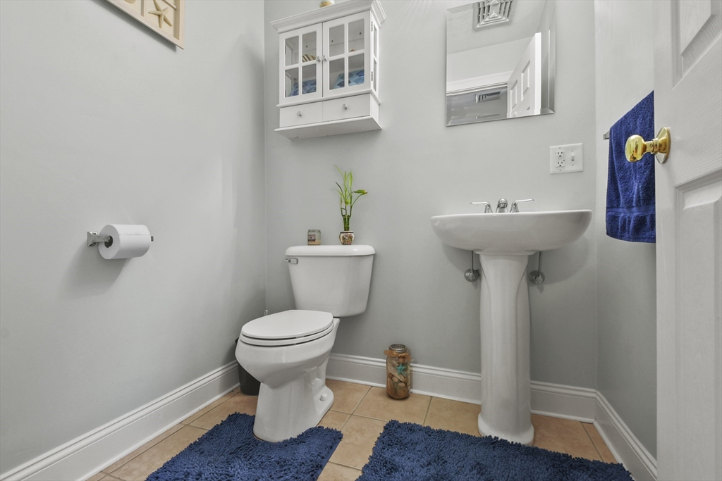 5239 North Main Street, Unit 7 Fall River, MA 02720 - Photo 16 of 28 Gallery Image 16