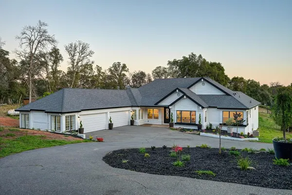 $2,090,000 | 10180 Tierra Del Lago Place, Newcastle, CA 95658