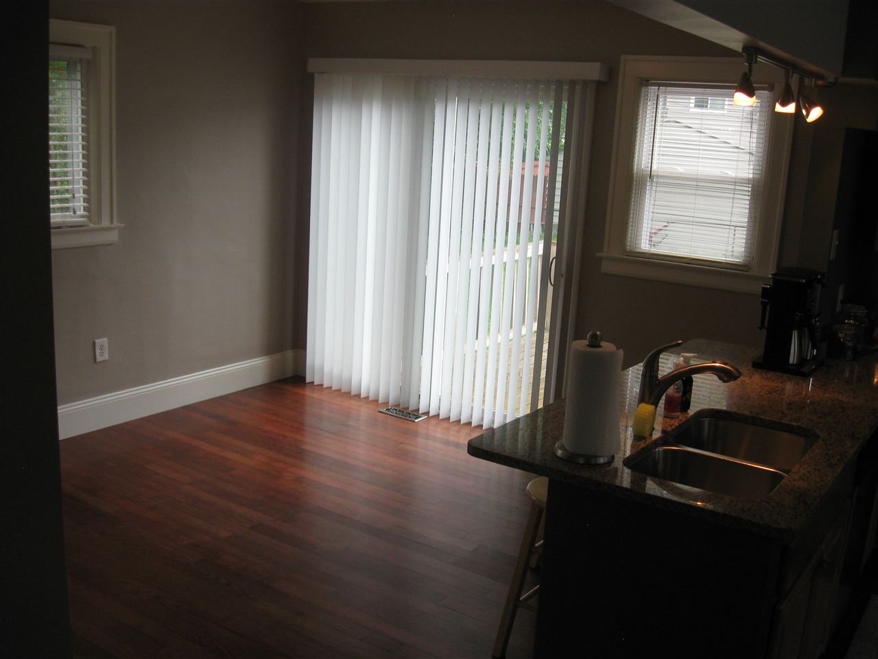 25925 South River Road Harrison Township, MI 48045 - Photo 12 of 44 31349318-11.JPG
