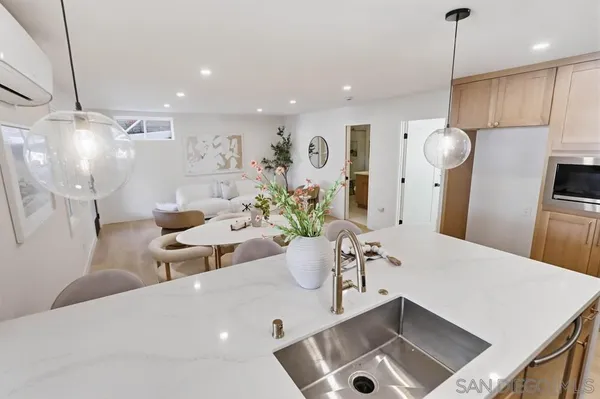 $1,949,000 | 1056 Lincoln Avenue, San Diego, CA 92103