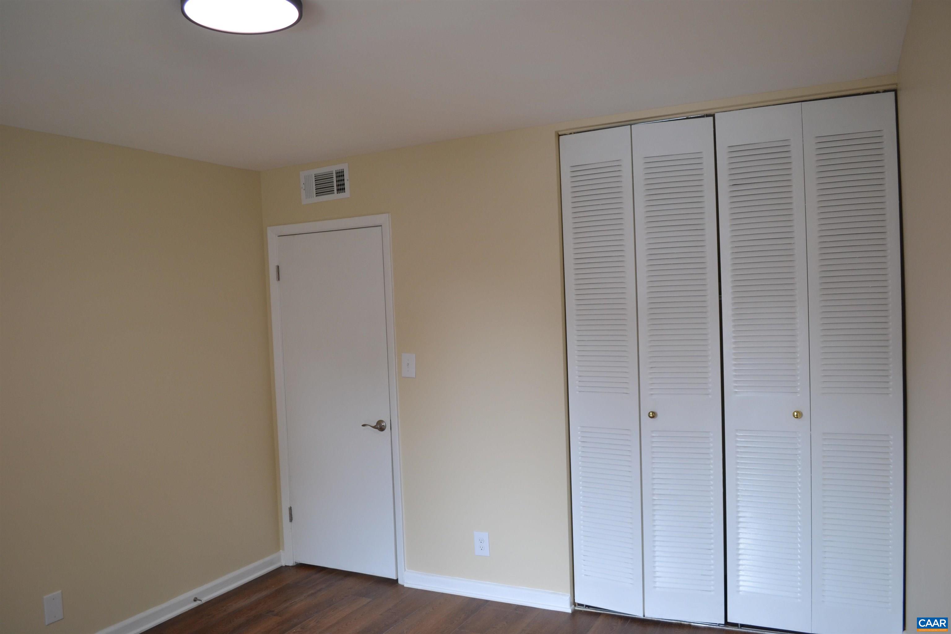 2527 Hydraulic Road, Unit 29 Charlottesville, VA 22901 - Photo 12 of 17 Gallery Image 12