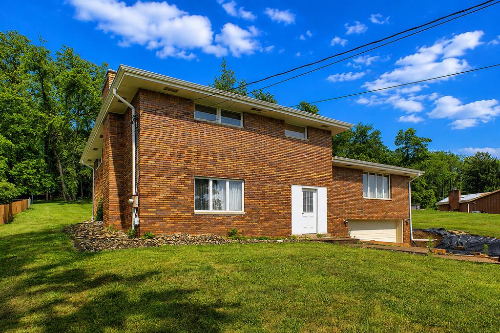 177 South Thompson Irwin, PA 15642 - Photo 22 of 36