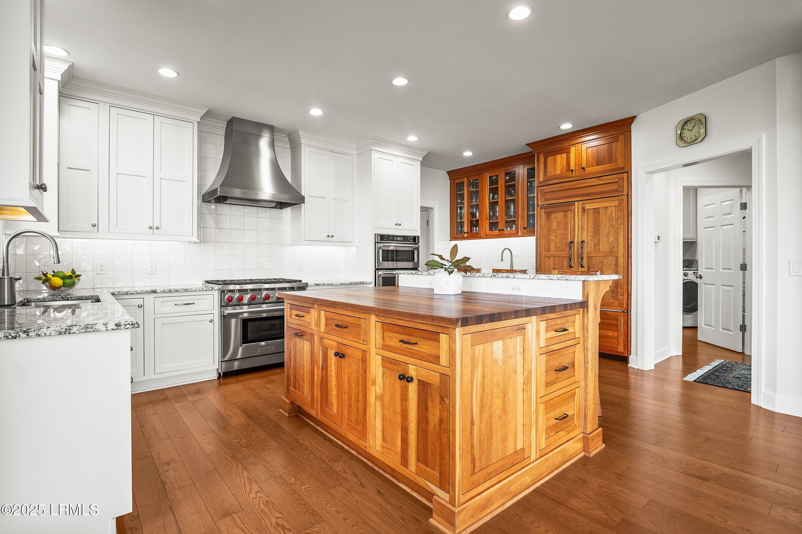 374 Dataw Drive St. Helena Island, SC 29920 - Photo 26 of 86 Kitchen