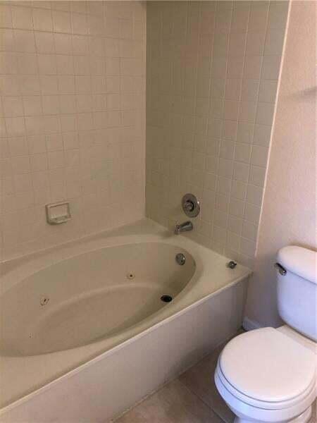 8273 Severn Drive, Unit D Boca Raton, FL 33433 - Photo 18 of 23 20190130042113979866000000-o