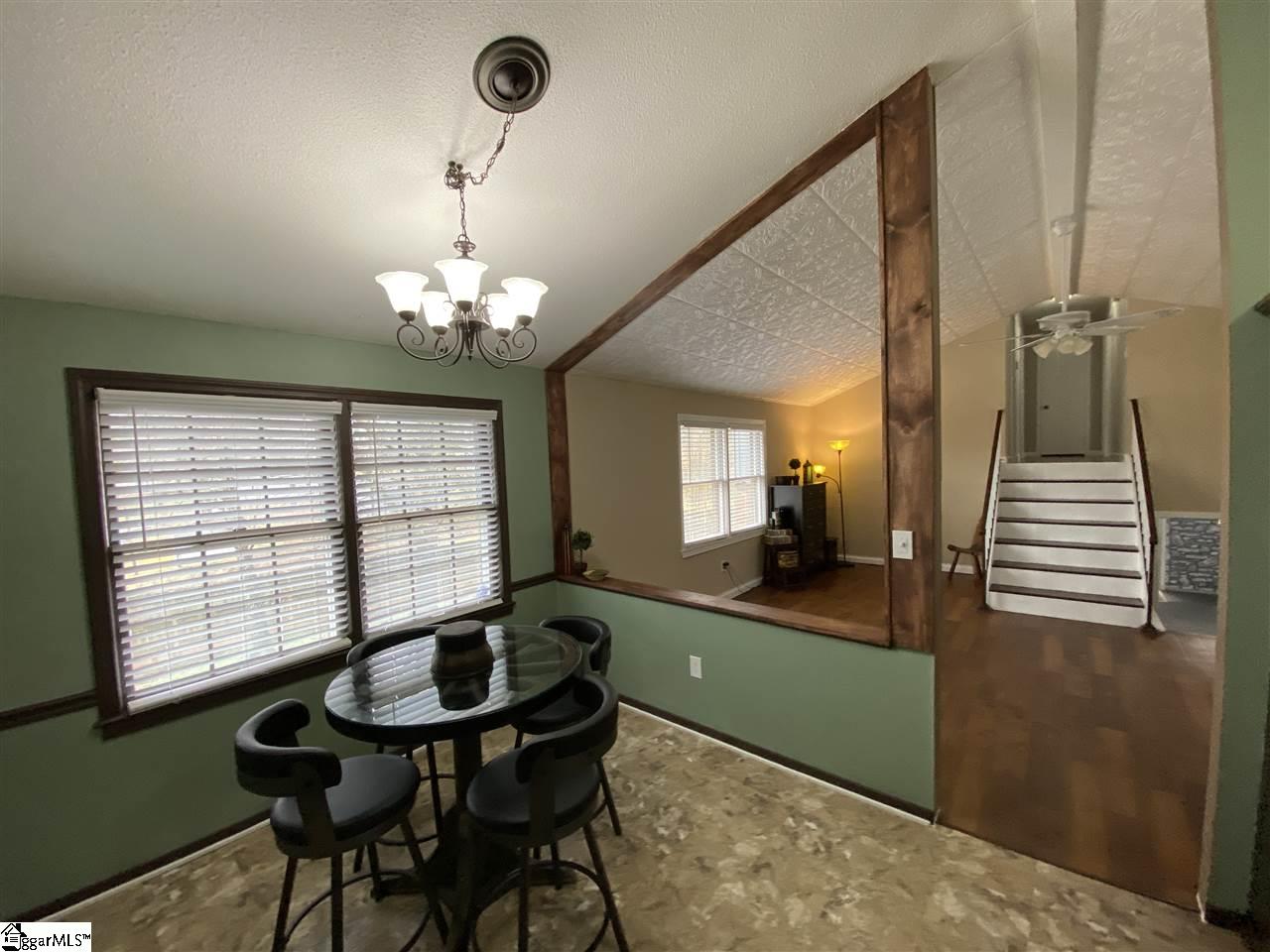 602 Westchester Road Easley, SC 29640 - Photo 4 of 31