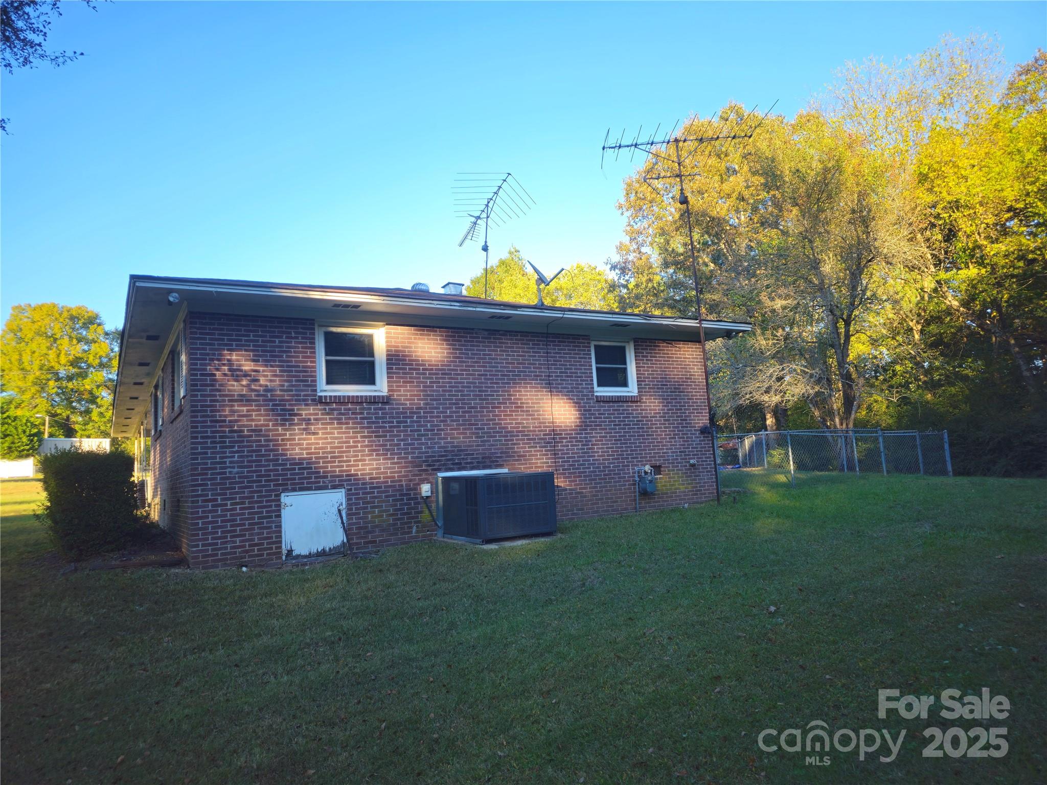 979 Meadowbrook Road Chester, SC 29706 - Photo 28 of 36