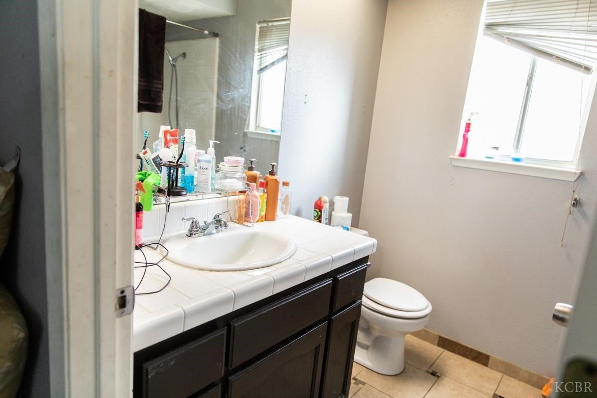 355 East Spring Lane Lemoore, CA 93245 - Photo 21 of 24 Gallery Image 21