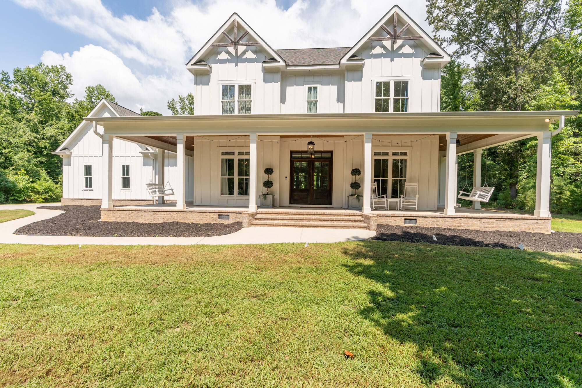 1695 East Boy Scout Road Hixson, TN 37343 - Photo 3 of 51 Front of Home