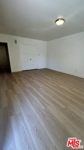 $1,725 | 202 North Locust Street, Inglewood, CA 90301