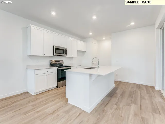 $474,990 | 8399 Southeast Blanton Street, Hillsboro, OR 97123