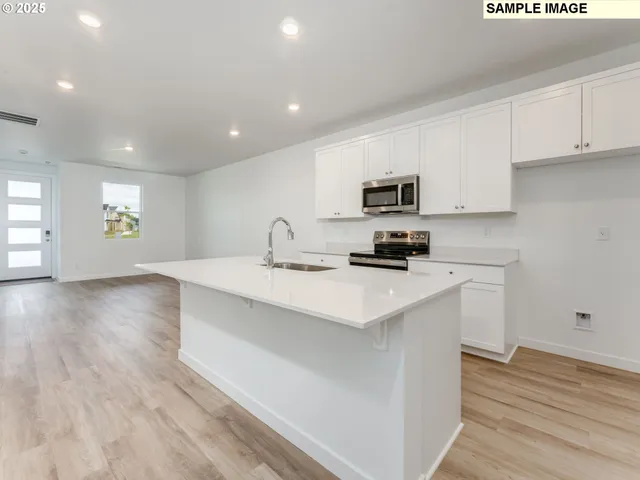 $474,990 | 8399 Southeast Blanton Street, Hillsboro, OR 97123