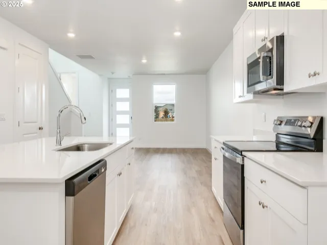 $474,990 | 8399 Southeast Blanton Street, Hillsboro, OR 97123