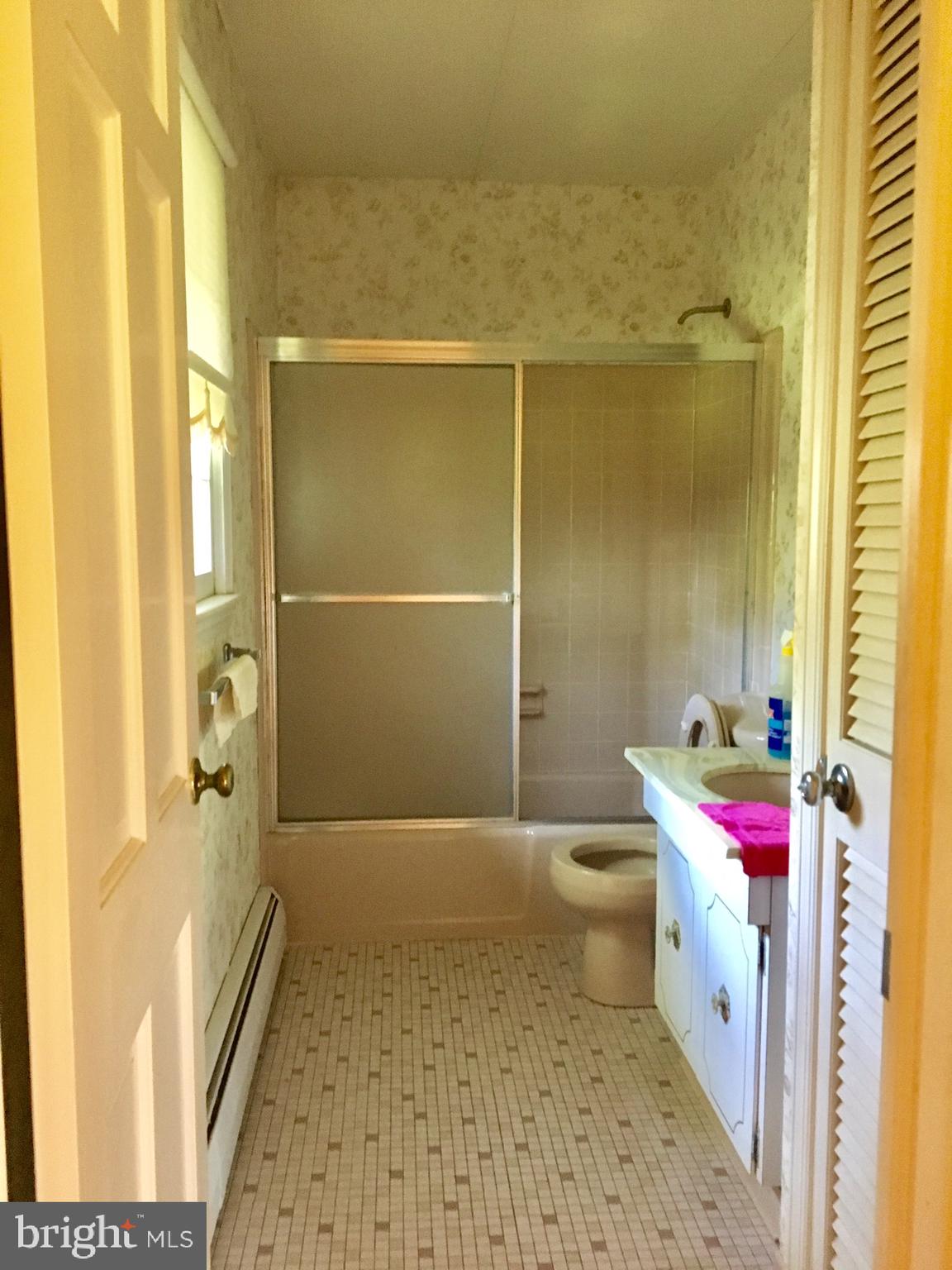 12010 Simpson Road Clarksville, MD 21029 - Photo 20 of 31 Master Full Bathroom.