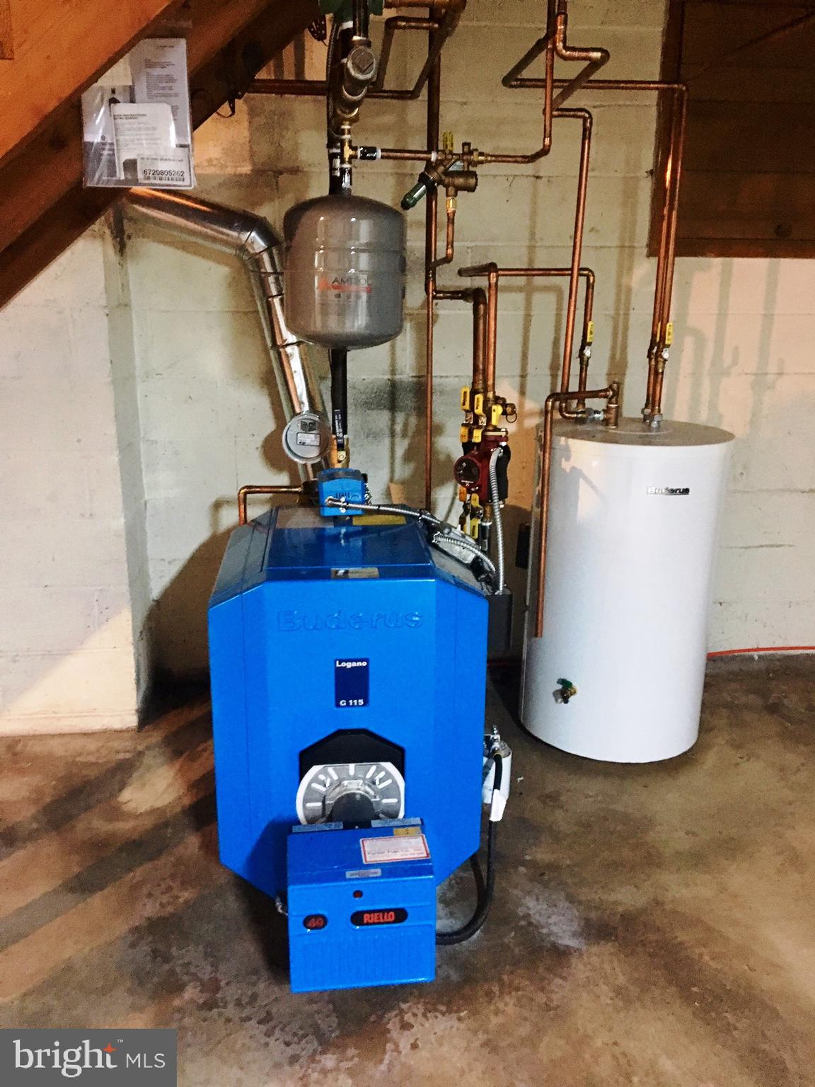12010 Simpson Road Clarksville, MD 21029 - Photo 25 of 31 2017 High end oil furnace installed.