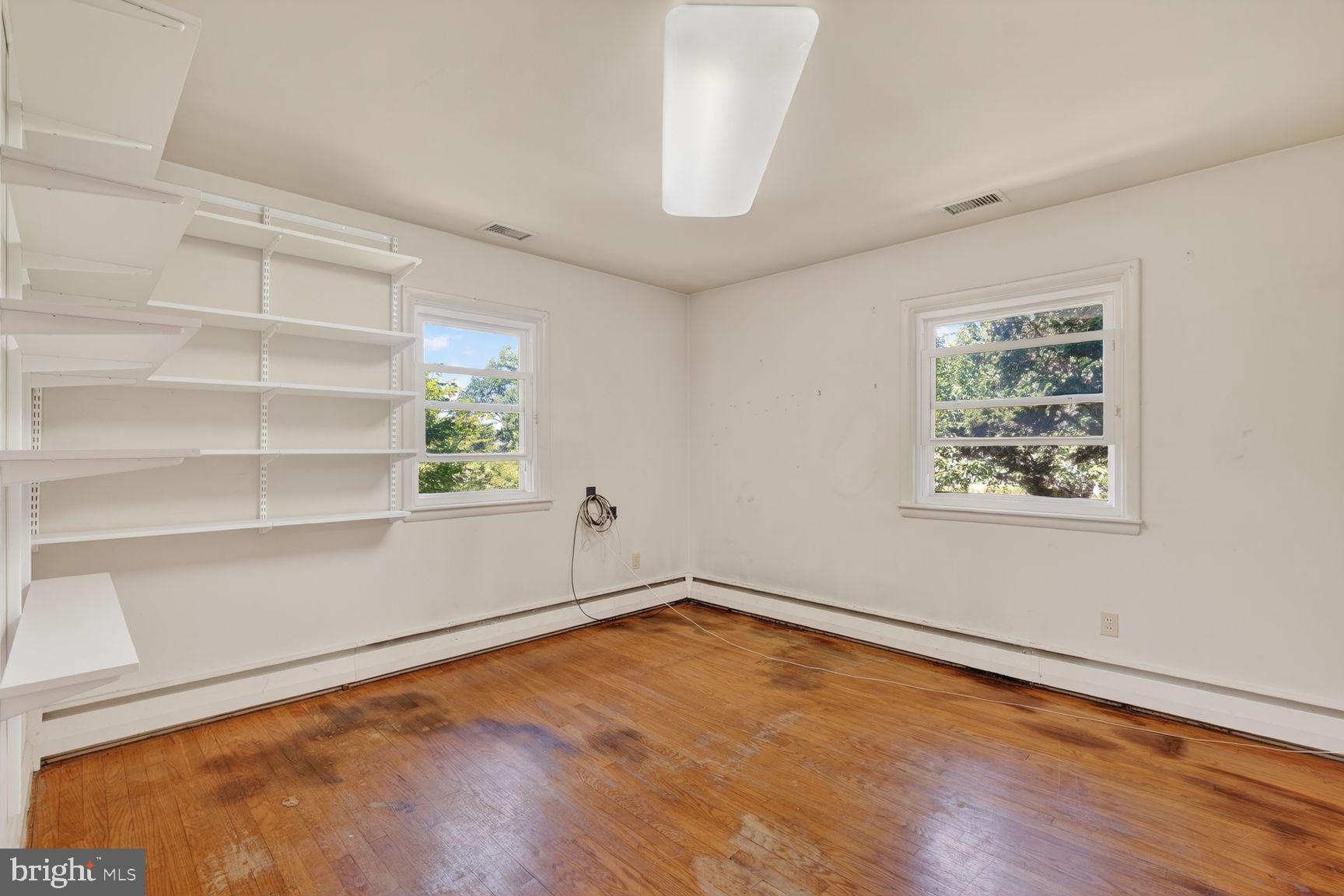 3029 Ramblewood Road Ellicott City, MD 21042 - Photo 12 of 21 Bedroom w/newer windows that continue throughout