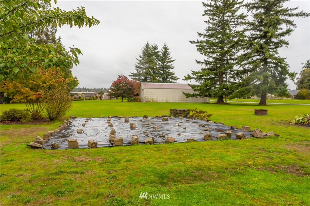 879 East Wiser Lake Road Lynden, WA 98264 - Photo 35 of 36 a yard with lots of green space