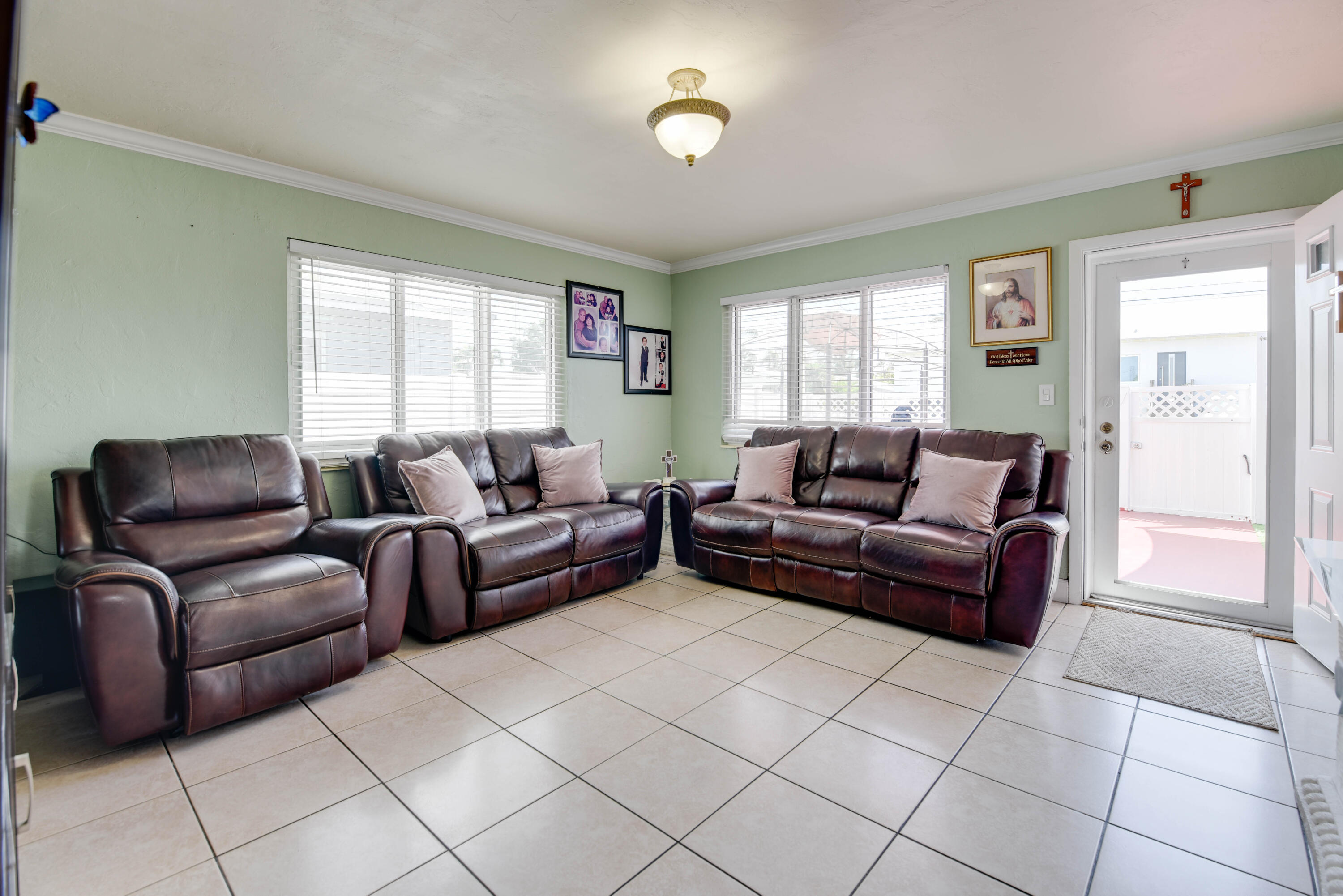 1524 5th Street Key West, FL 33040 - Photo 2 of 31 a living room with furniture and a window