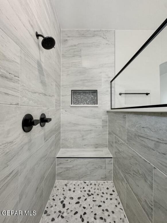 7248 Cimarron Rim Drive El Paso, TX 79911 - Photo 8 of 48 a bathroom with a shower