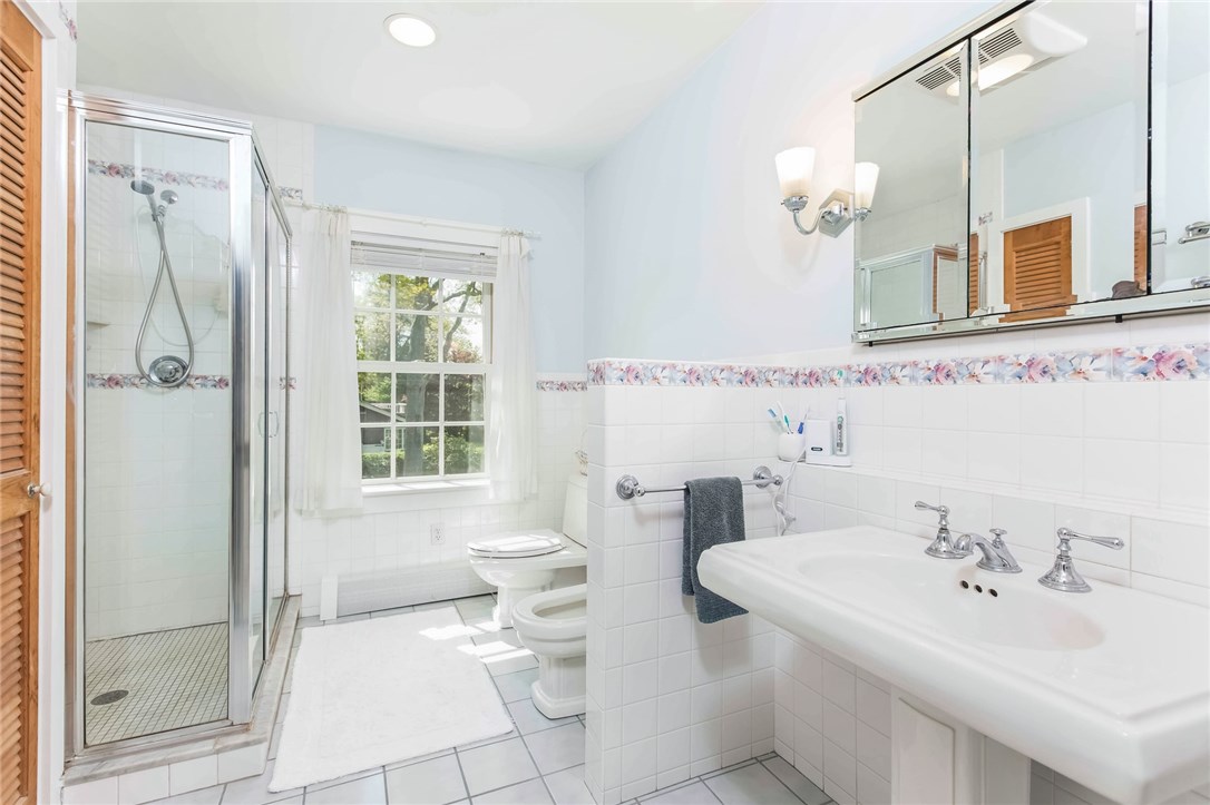 36 Whittier Road Jamestown, RI 02835 - Photo 30 of 40 Gallery Image 30