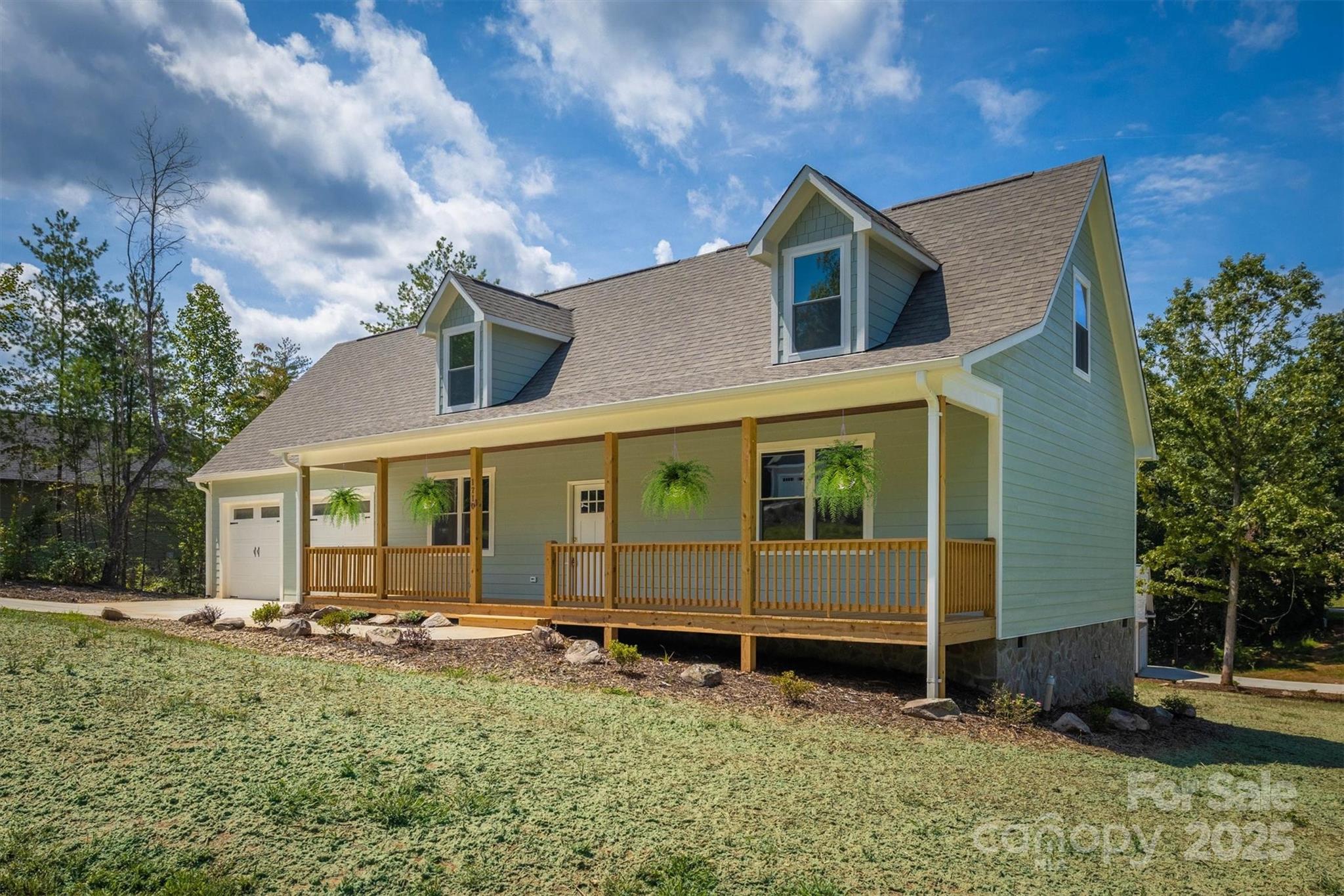 1710 Plantation Loop Morganton, NC 28655 - Photo 2 of 35