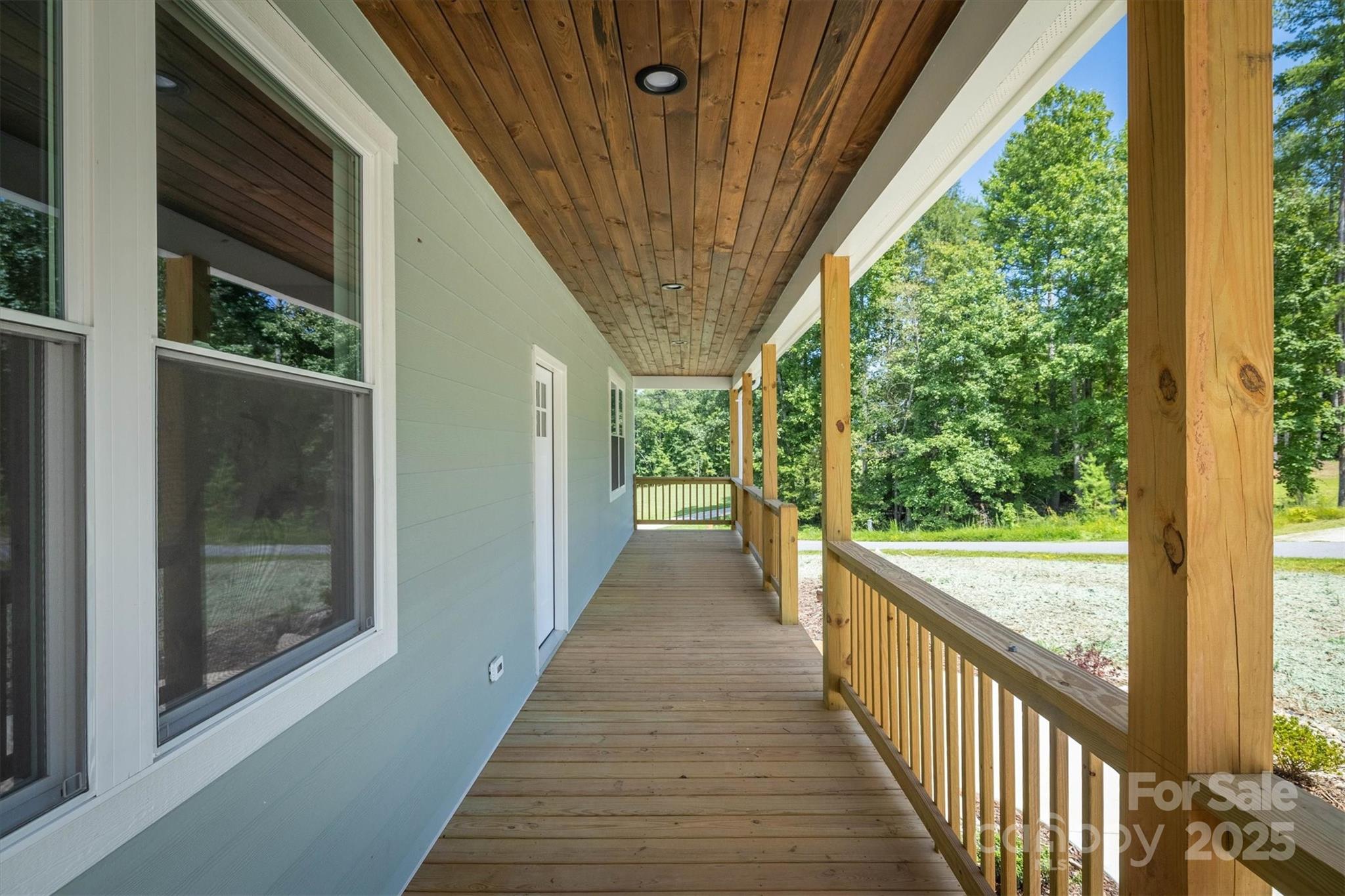 1710 Plantation Loop Morganton, NC 28655 - Photo 6 of 35