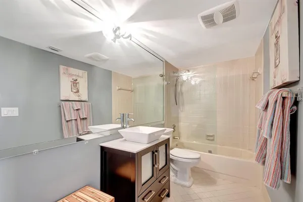 $3,500 | 4770 Fountains Drive South, Unit 304, Lake Worth, FL 33467