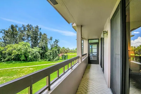 $3,500 | 4770 Fountains Drive South, Unit 304, Lake Worth, FL 33467