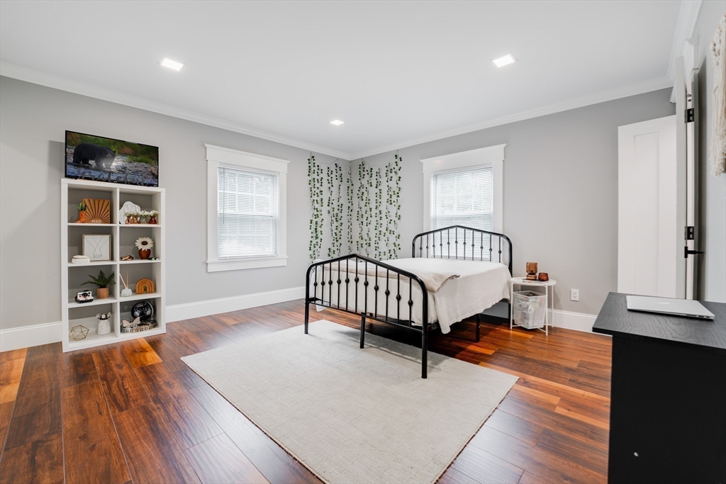 208 Florence Street Fall River, MA 02720 - Photo 28 of 40