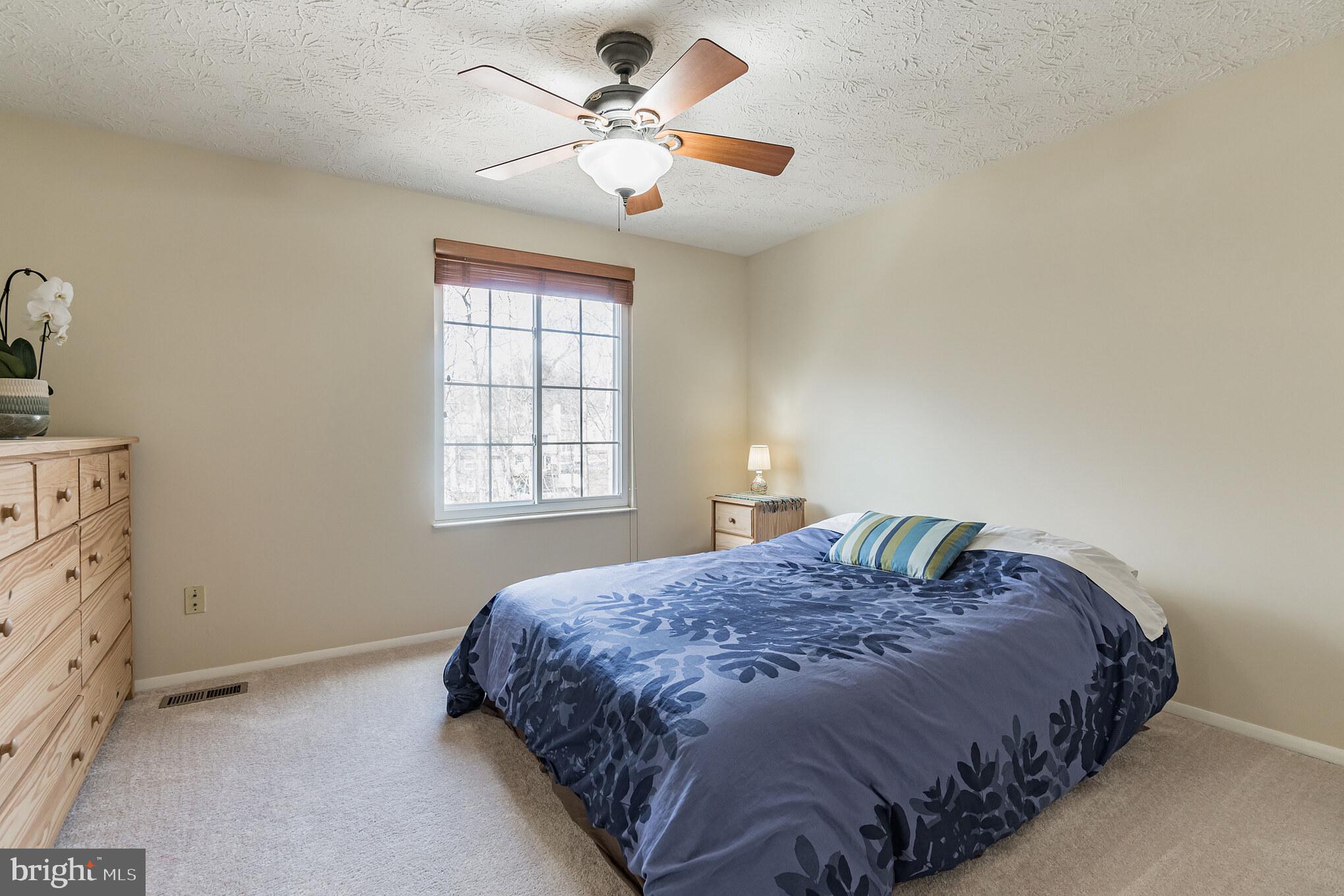 1610 Barnstead Drive Reston, VA 20194 - Photo 14 of 33