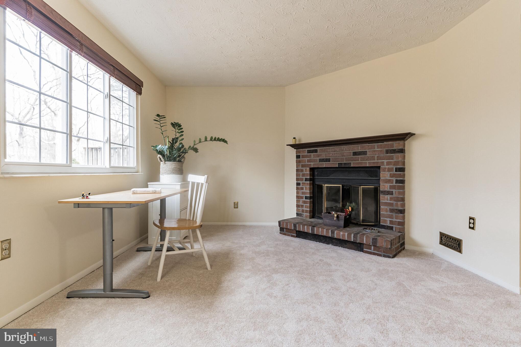 1610 Barnstead Drive Reston, VA 20194 - Photo 24 of 33