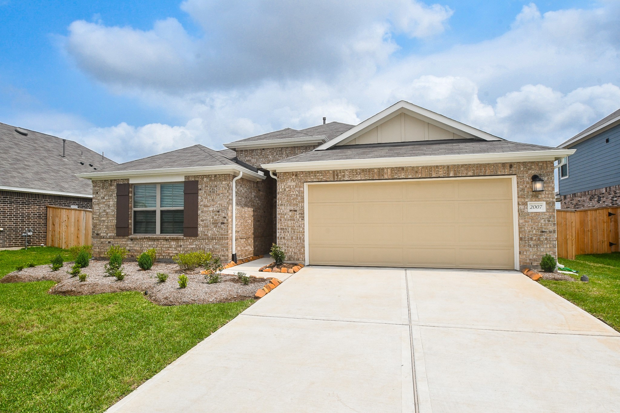 2007 Live Springs Way Rosenberg, TX 77471 - Photo 2 of 25