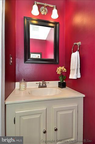 2237 Double Eagle Court Reston, VA 20191 - Photo 24 of 30 Powder Room #2