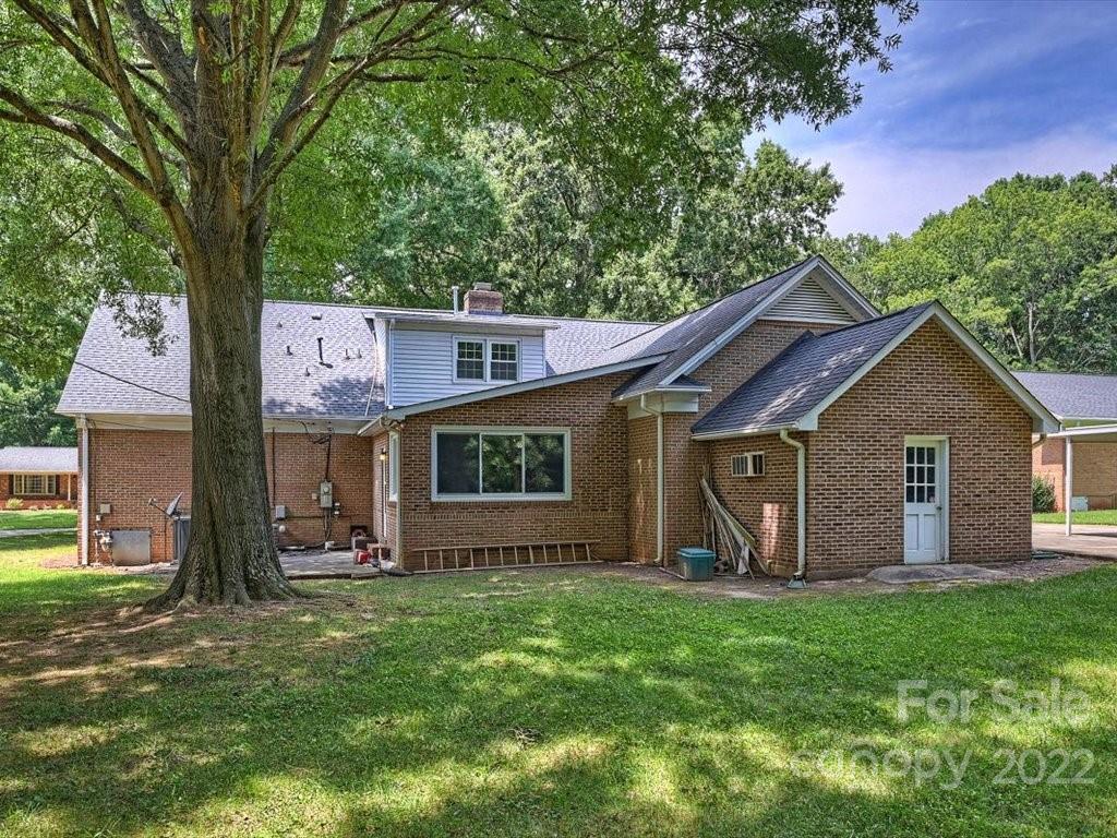 1013 Lansdowne Road Charlotte, NC 28270 - Photo 48 of 48 Gallery Image 48