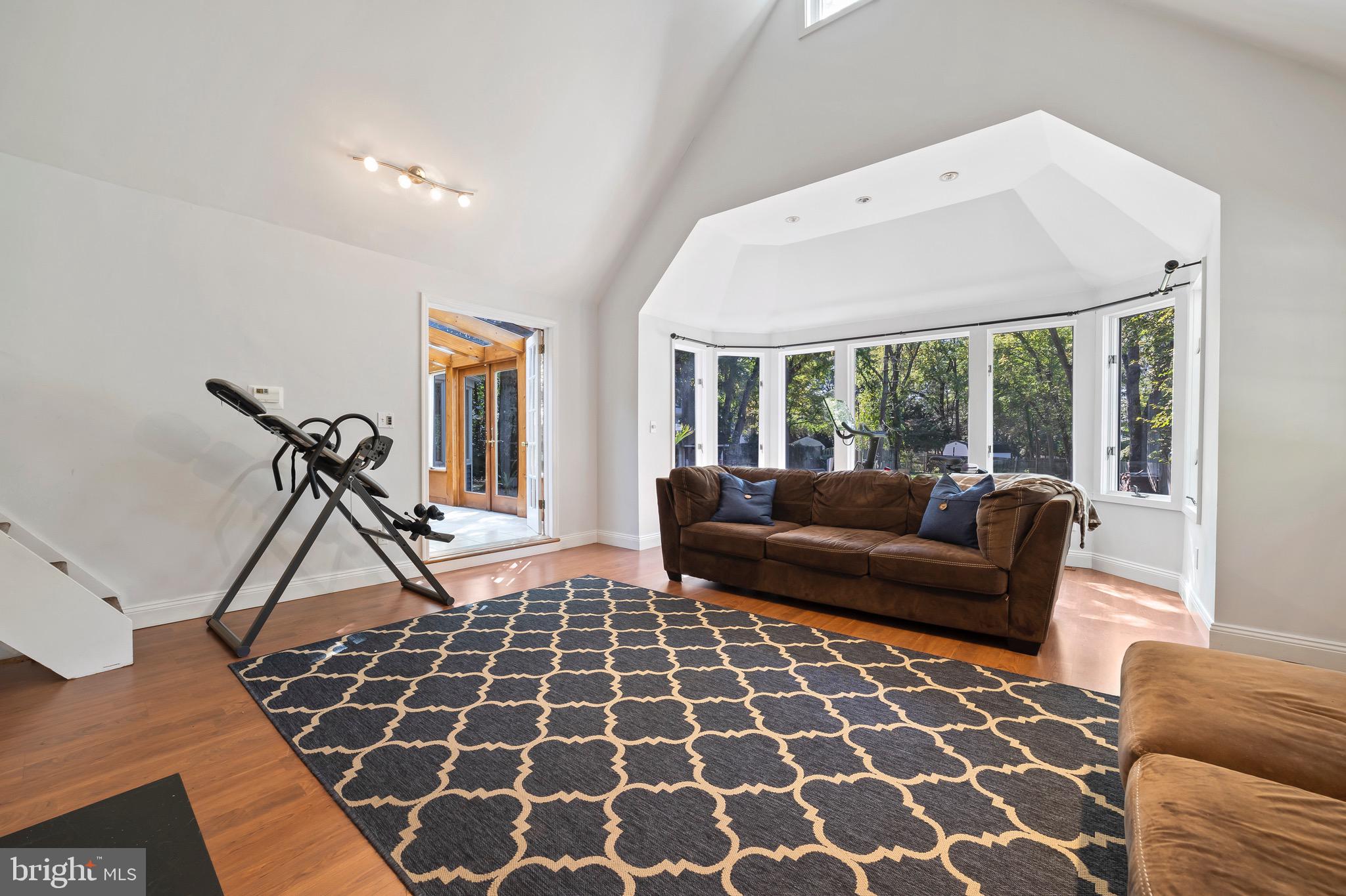20 Melville Road Princeton Junction, NJ 08550 - Photo 15 of 74 Living Room