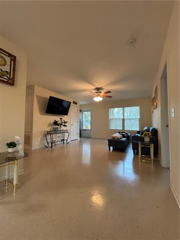 405 Crawfordville Road Union Point, GA 30669 - Photo 9 of 23
