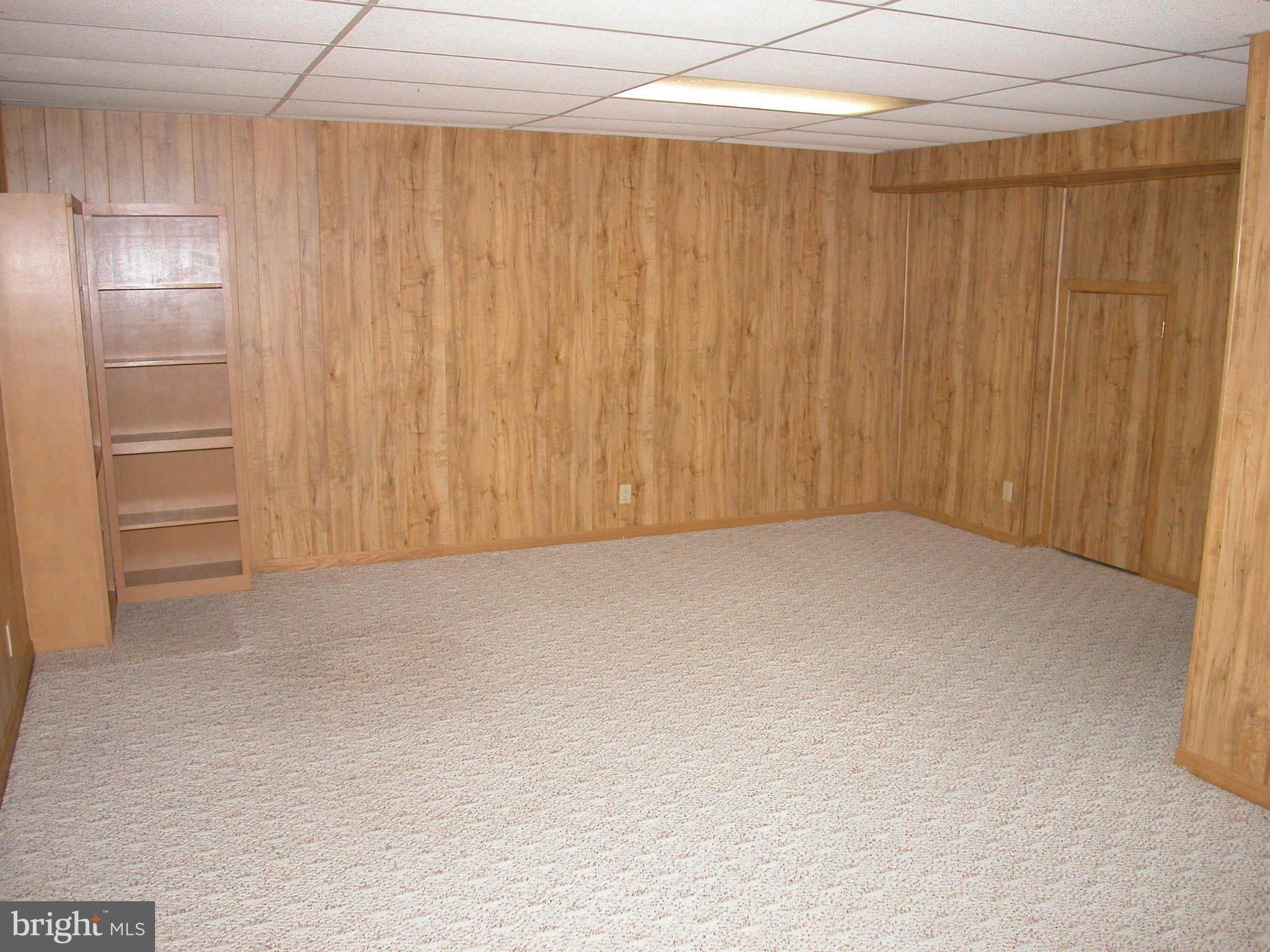 56 Oak Shade Road Gaithersburg, MD 20878 - Photo 27 of 30 Family Room