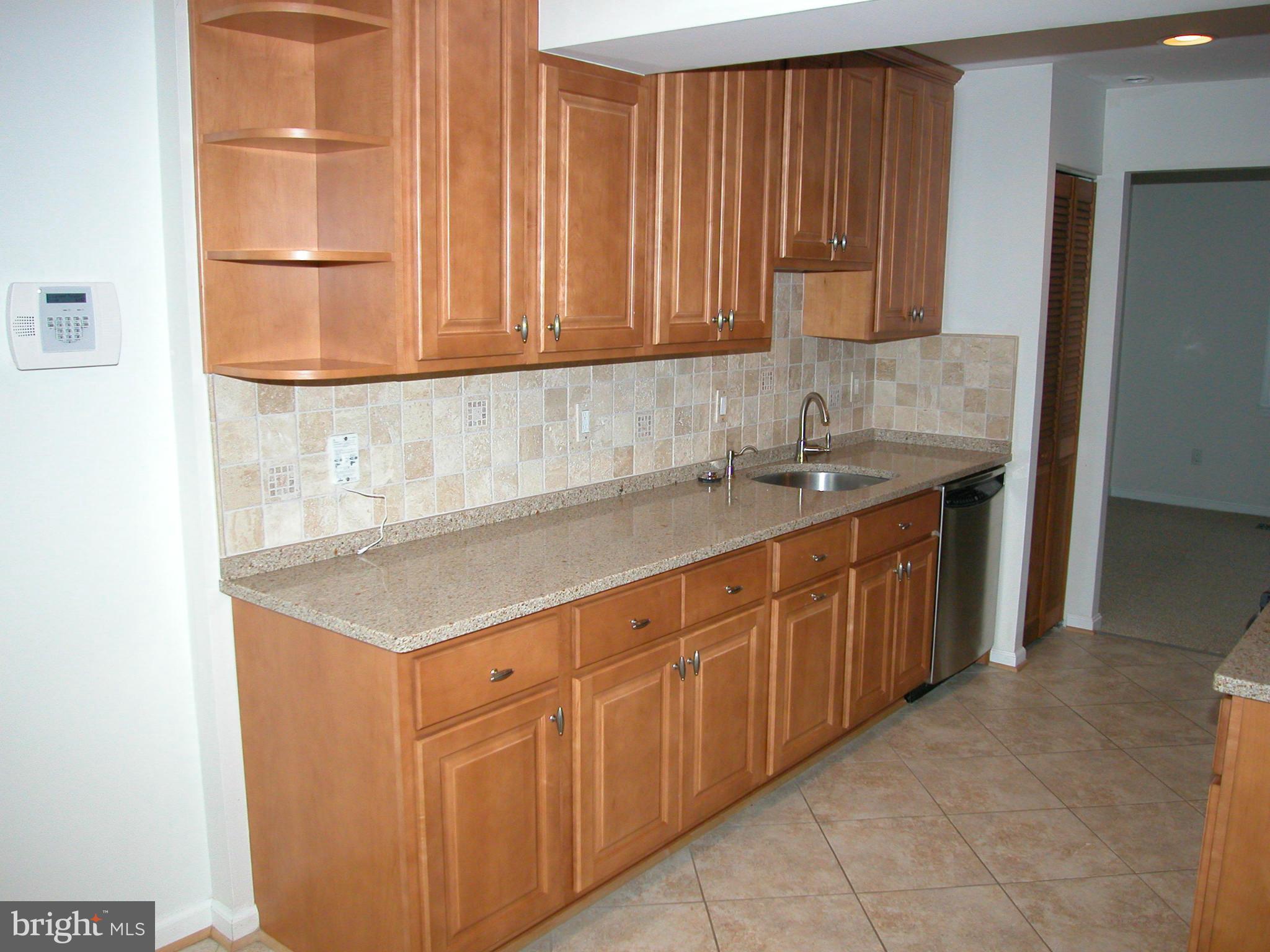 56 Oak Shade Road Gaithersburg, MD 20878 - Photo 4 of 30 Kitchen