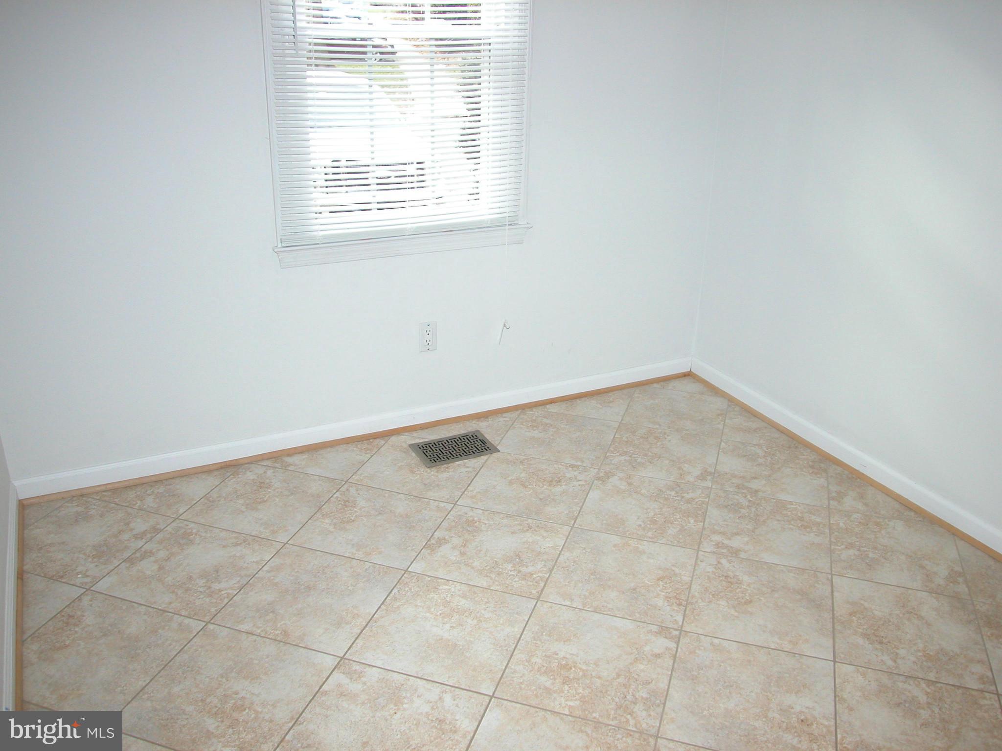 56 Oak Shade Road Gaithersburg, MD 20878 - Photo 7 of 30 Kitchen