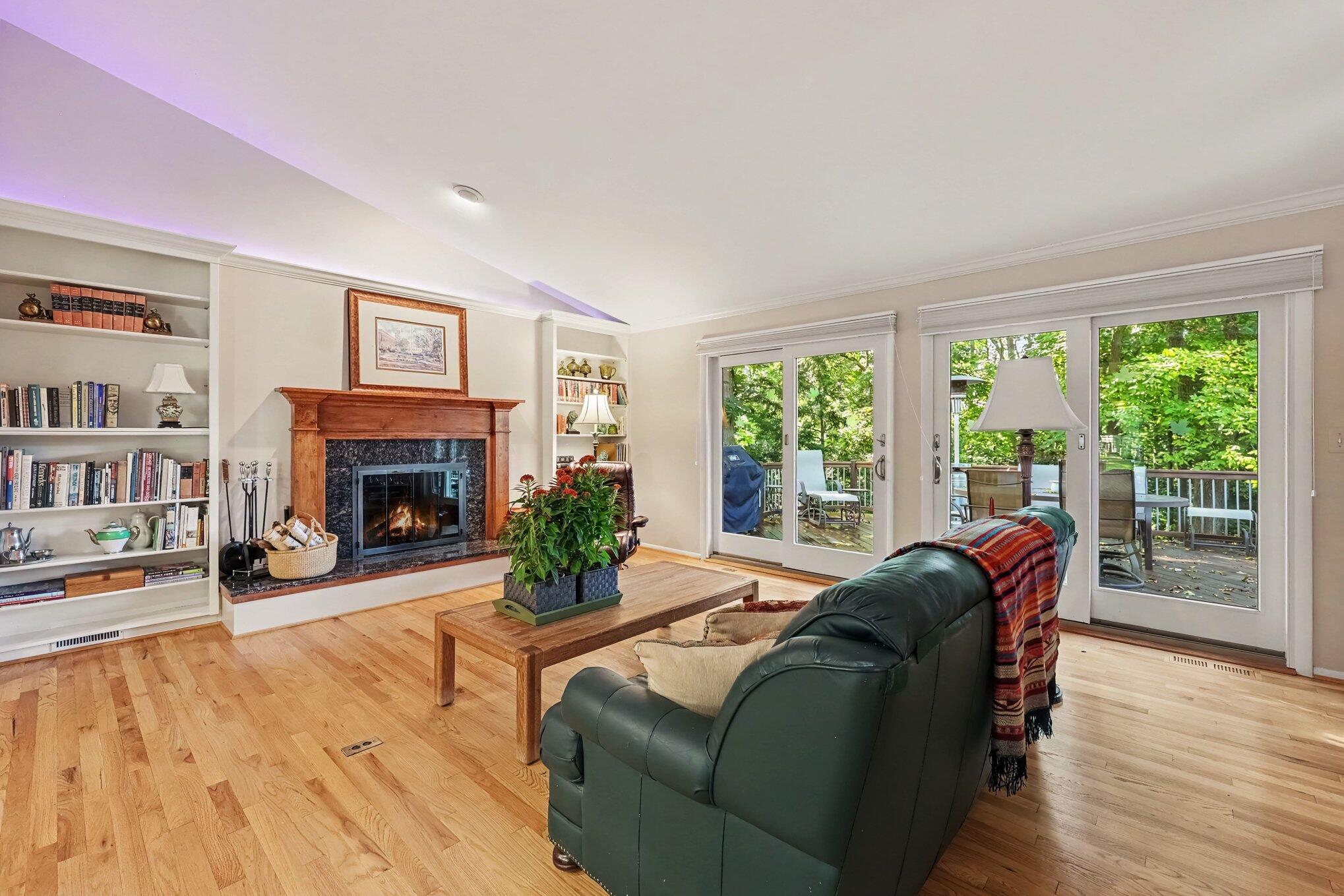 2514 Hawthorne Road Ann Arbor, MI 48104 - Photo 29 of 86 013_file_3180