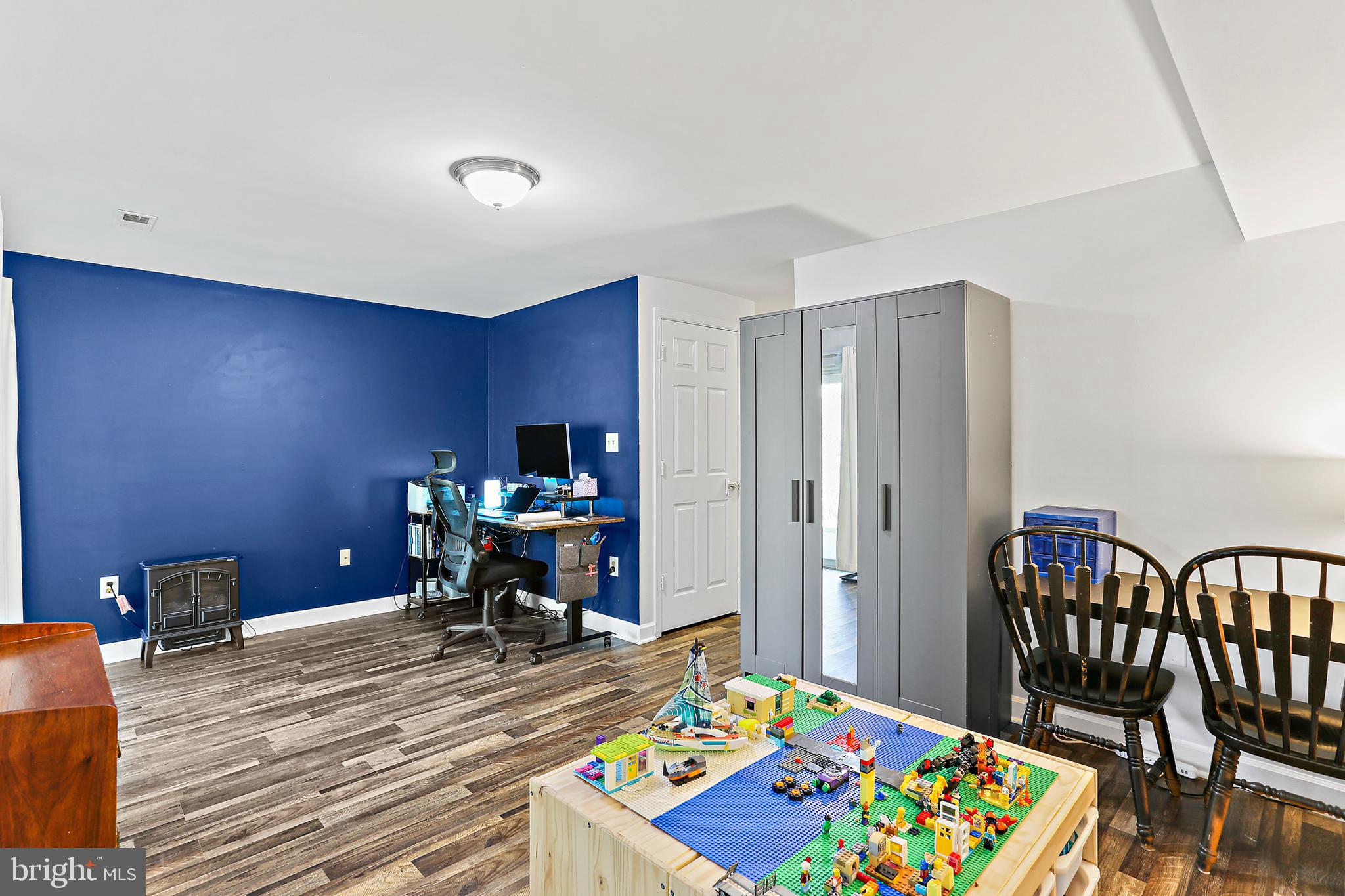 9261 Ridgefield Circle Frederick, MD 21701 - Photo 26 of 39 basement family room