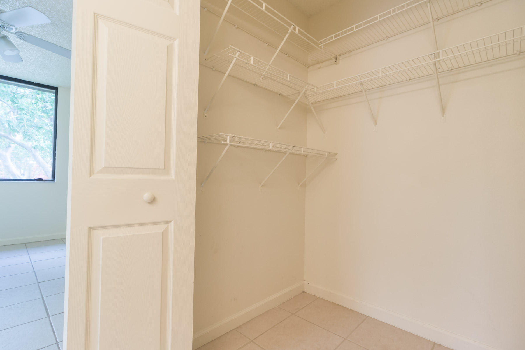 8189 Severn Drive Boca Raton, FL 33433 - Photo 25 of 43 Master Walk in