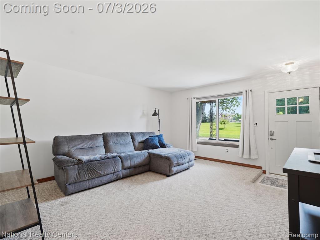 40368 Village Wood Road Novi, MI 48375 - Photo 5 of 49
