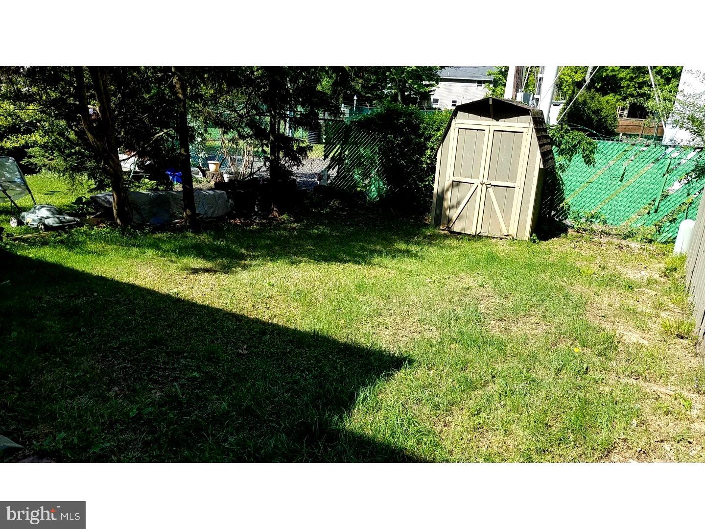 90 Stonegate Road Quakertown, PA 18951 - Photo 2 of 25 Back Yard