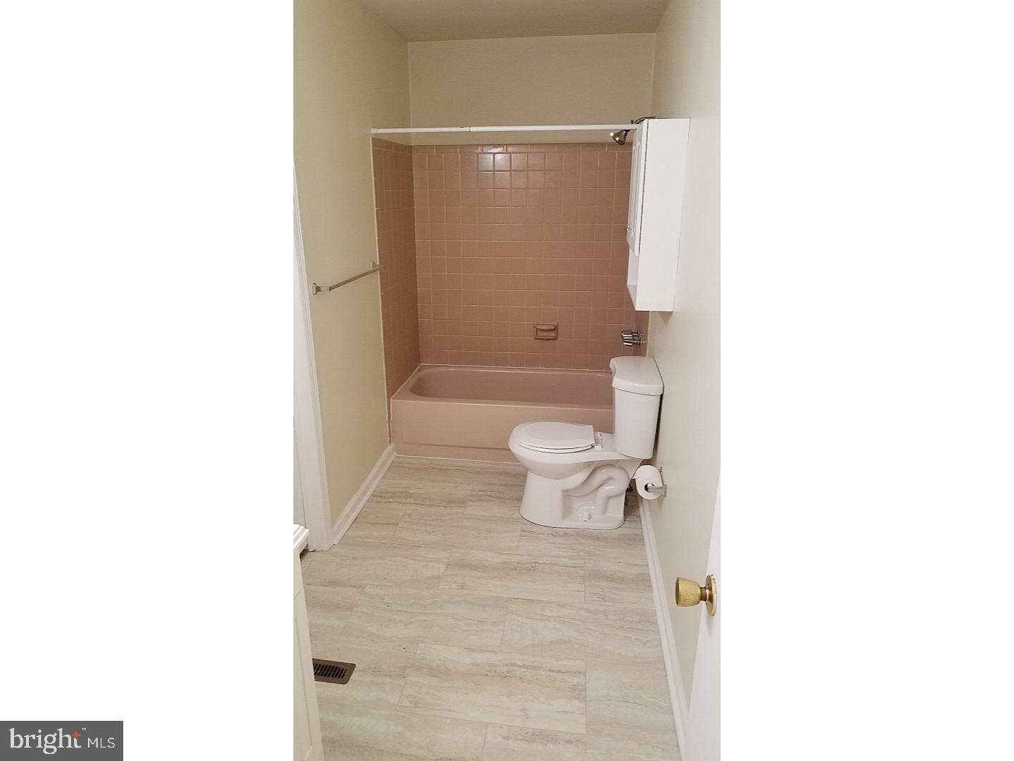 90 Stonegate Road Quakertown, PA 18951 - Photo 18 of 25 Bathroom