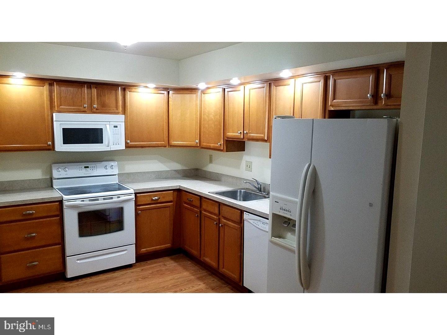 90 Stonegate Road Quakertown, PA 18951 - Photo 3 of 25 Kitchen