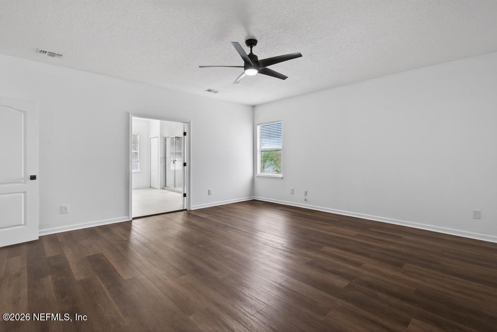 10917 Dancing Rabbit Lane Jacksonville, FL 32210 - Photo 54 of 121 Dancing Rabbit Owners Suite 5