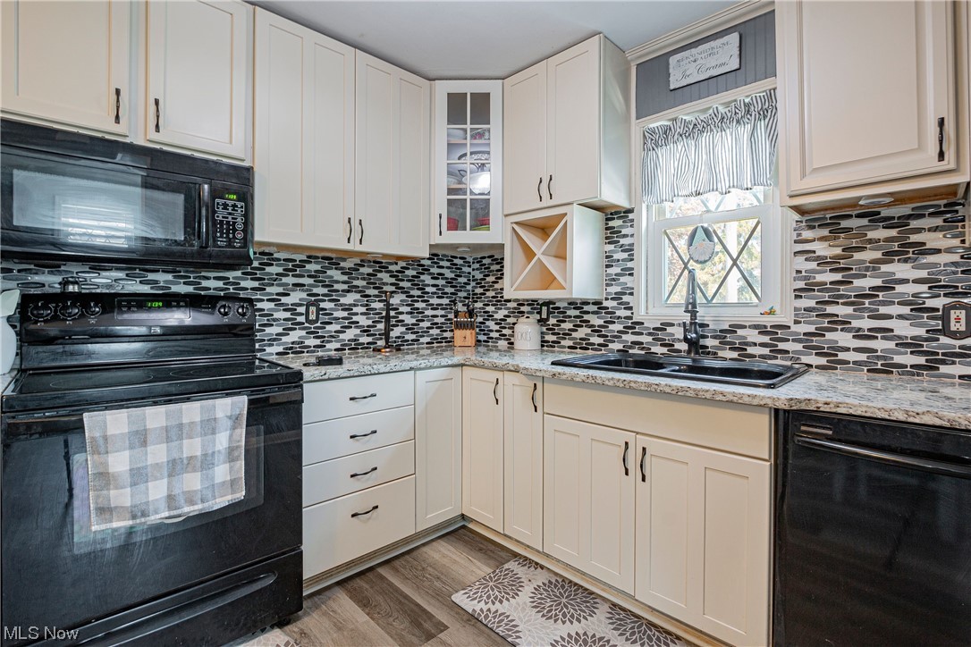 6972 Lake Road Madison, OH 44057 - Photo 14 of 31