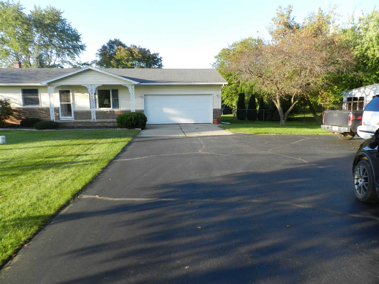 4181 Crosby Road Flint, MI 48506 - Photo 2 of 58